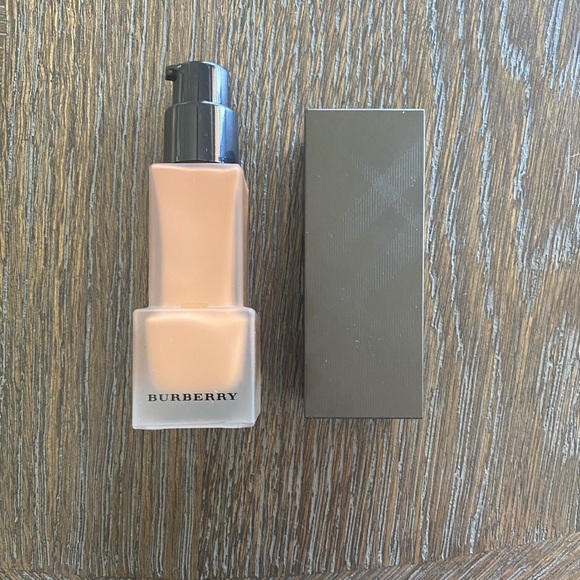 Burberry Other - Burberry Matte Glow Foundation No. 120 Dark Cool 30ml / 1.0 FL. OZ.